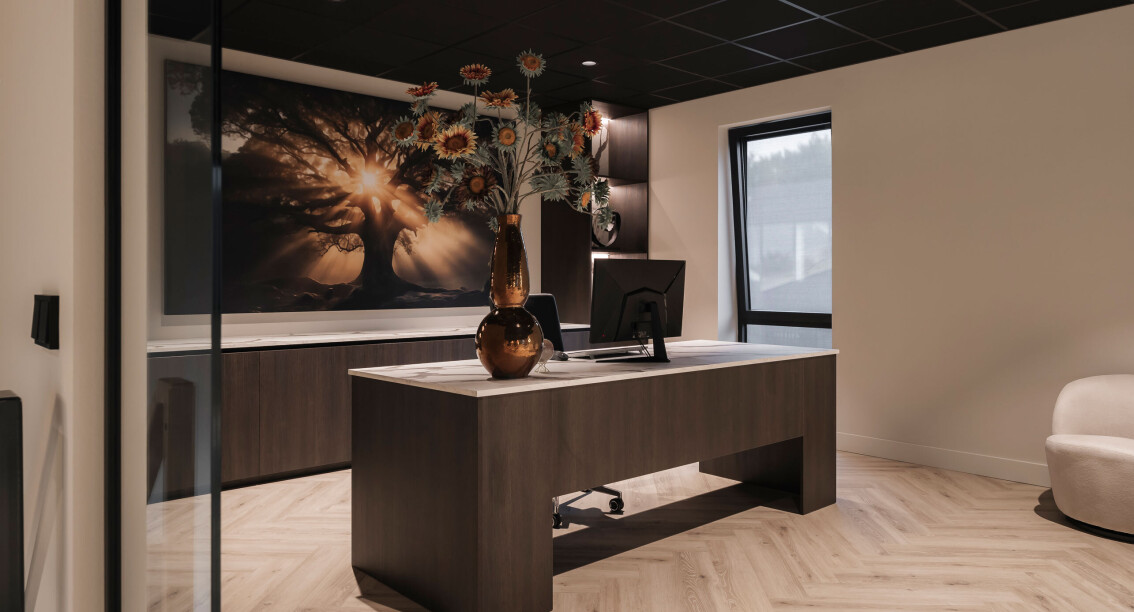 VAU-_z6f4617-interieur-AutoBerends-Uddel-LR-32