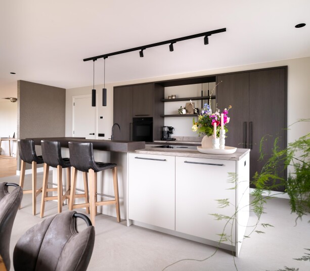 VAU_78F8469-1_keuken-Kookeiland-Uddel-LR-32